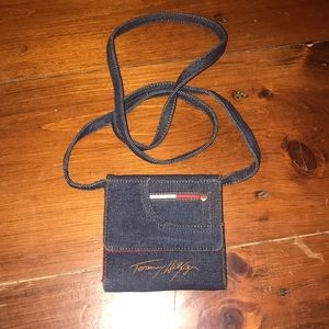 Tommy crossbody wallet